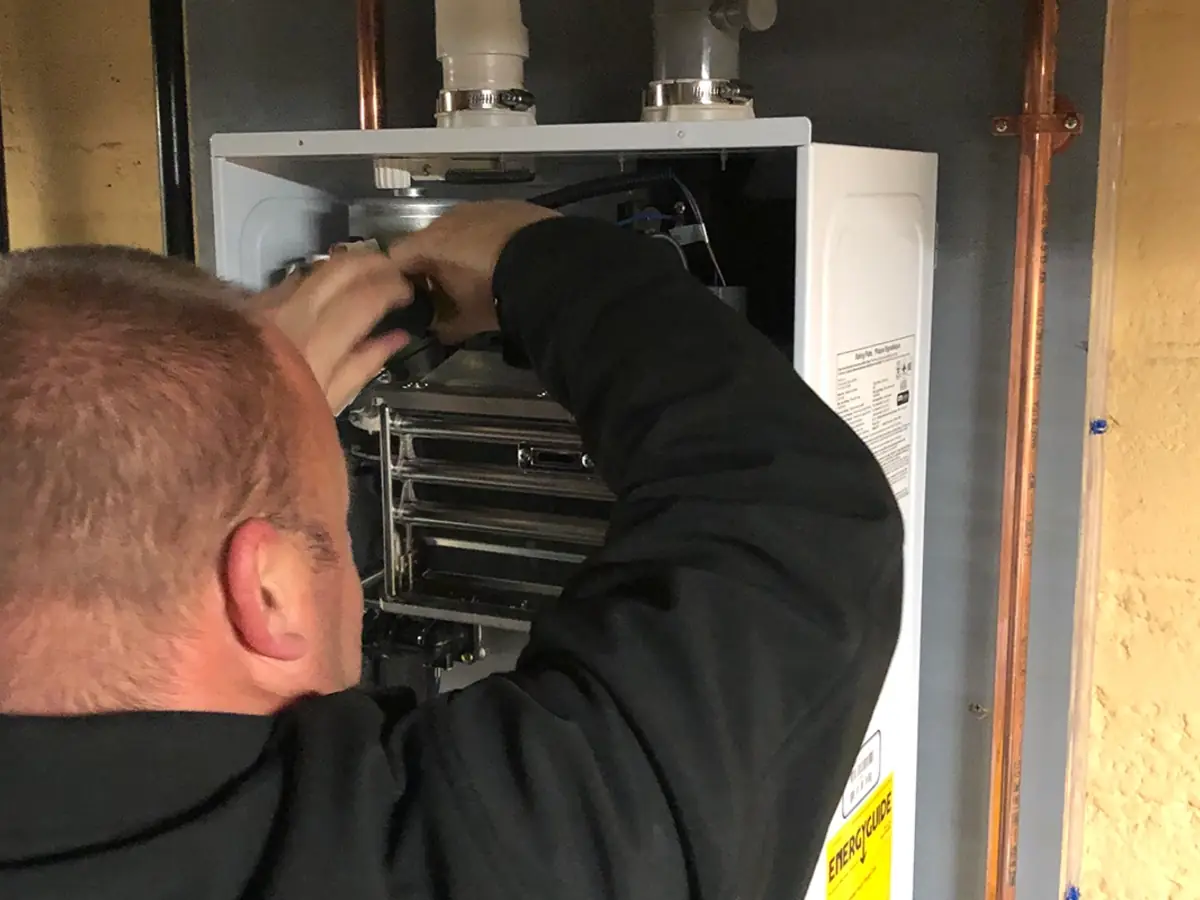 Tankless water heater repair and descaling service in Southern NH